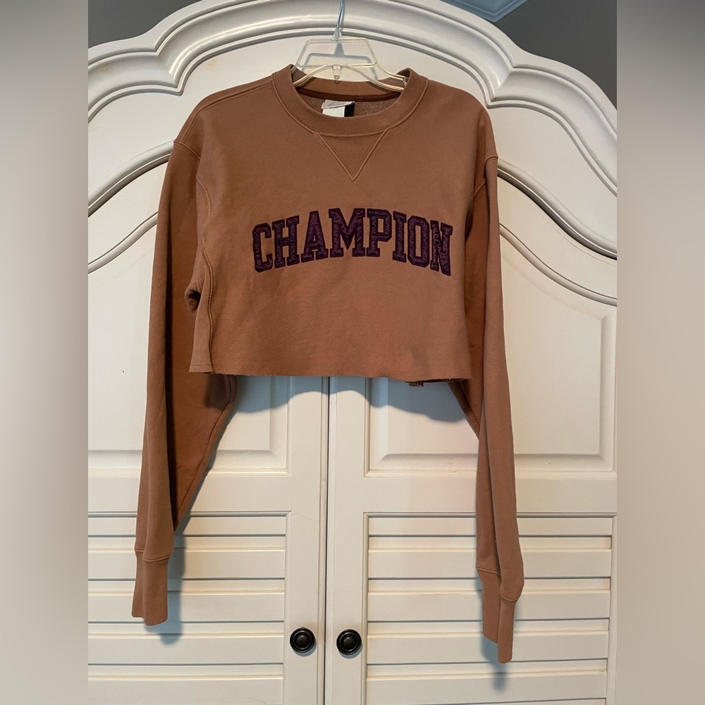 Champion Cropped Long sleeve Sweatshirt